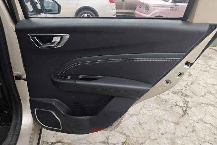 Used Geely Auto Vision X3 2019 Upgraded Model 1.5L CVT Prestige Version Right Rear Door Interior