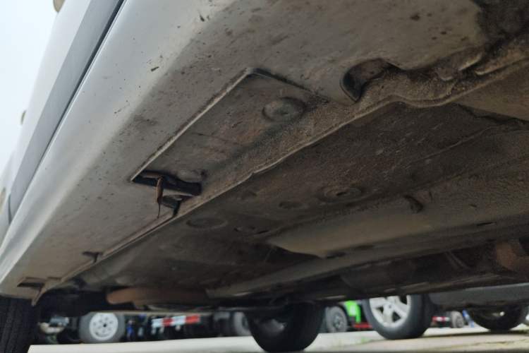 Used Geely Auto Vision X3 2019 Upgraded Model 1.5L CVT Prestige Version Right Side Sill