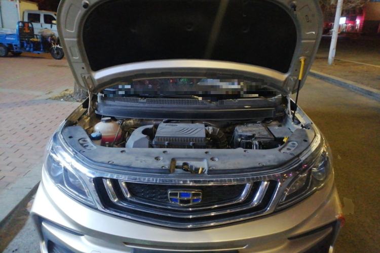 Used Geely Auto Vision X3 2019 Upgraded Model 1.5L Manual Elite Version Engine Bay
