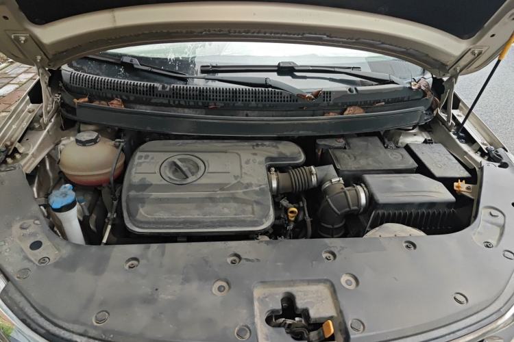 Used Geely Auto Vision X3 2019 Upgraded Model 1.5L CVT Elite Version Engine Bay