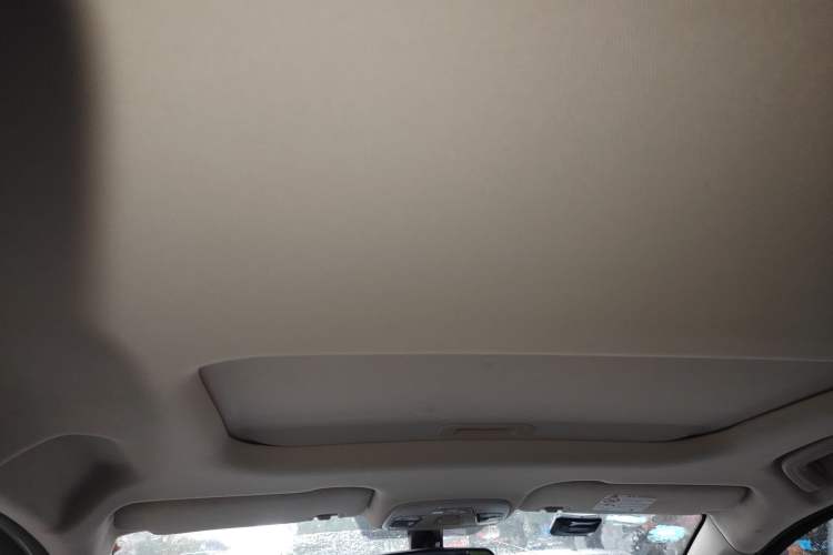 Used Geely Auto Vision X3 2019 Upgraded Model 1.5L CVT Prestige Version Headliner