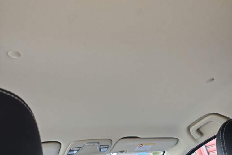 Used Geely Auto Vision X3 2019 Upgraded Model 1.5L CVT Elite Version Headliner