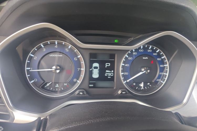 Used Geely Auto Vision X3 2019 Upgraded Model 1.5L CVT Prestige Version Instrument Cluster