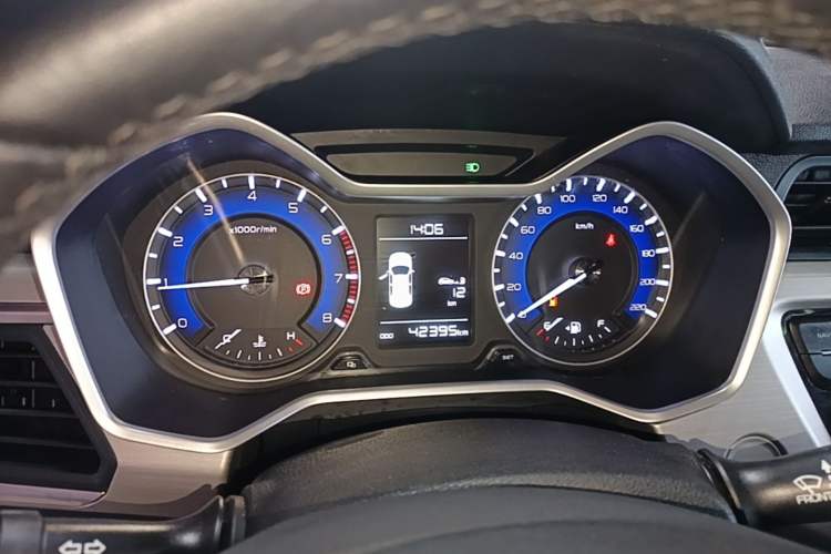 Used Geely Auto Vision X3 2019 Upgraded Model 1.5L Manual Elite Version Instrument Cluster