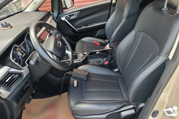 Used Geely Auto Vision X3 2019 Upgraded Model 1.5L CVT Elite Version Left Front Seat