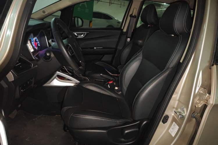 Used Geely Auto Vision X3 2019 Upgraded Model 1.5L CVT Elite Version Left Front Seat