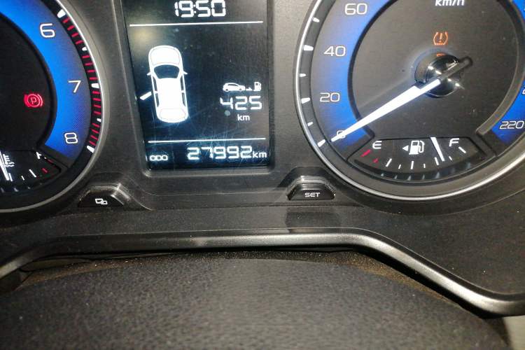 Used Geely Auto Vision X3 2019 Upgraded Model 1.5L Manual Elite Version Odometer Close Up
