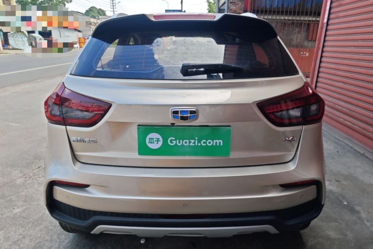 Used Geely Auto Vision X3 2019 Upgraded Model 1.5L CVT Elite Version Rear