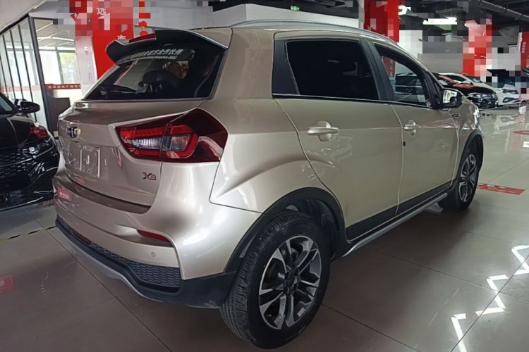 Used Geely Auto Vision X3 2019 Upgraded Model 1.5L Manual Elite Version Rear Right 45 Deg