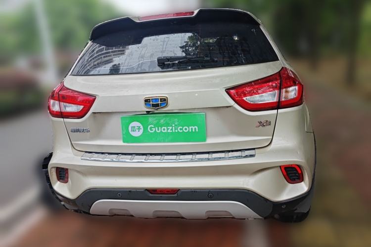 Used Geely Auto Vision X3 2019 Upgraded Model 1.5L CVT Elite Version Rear