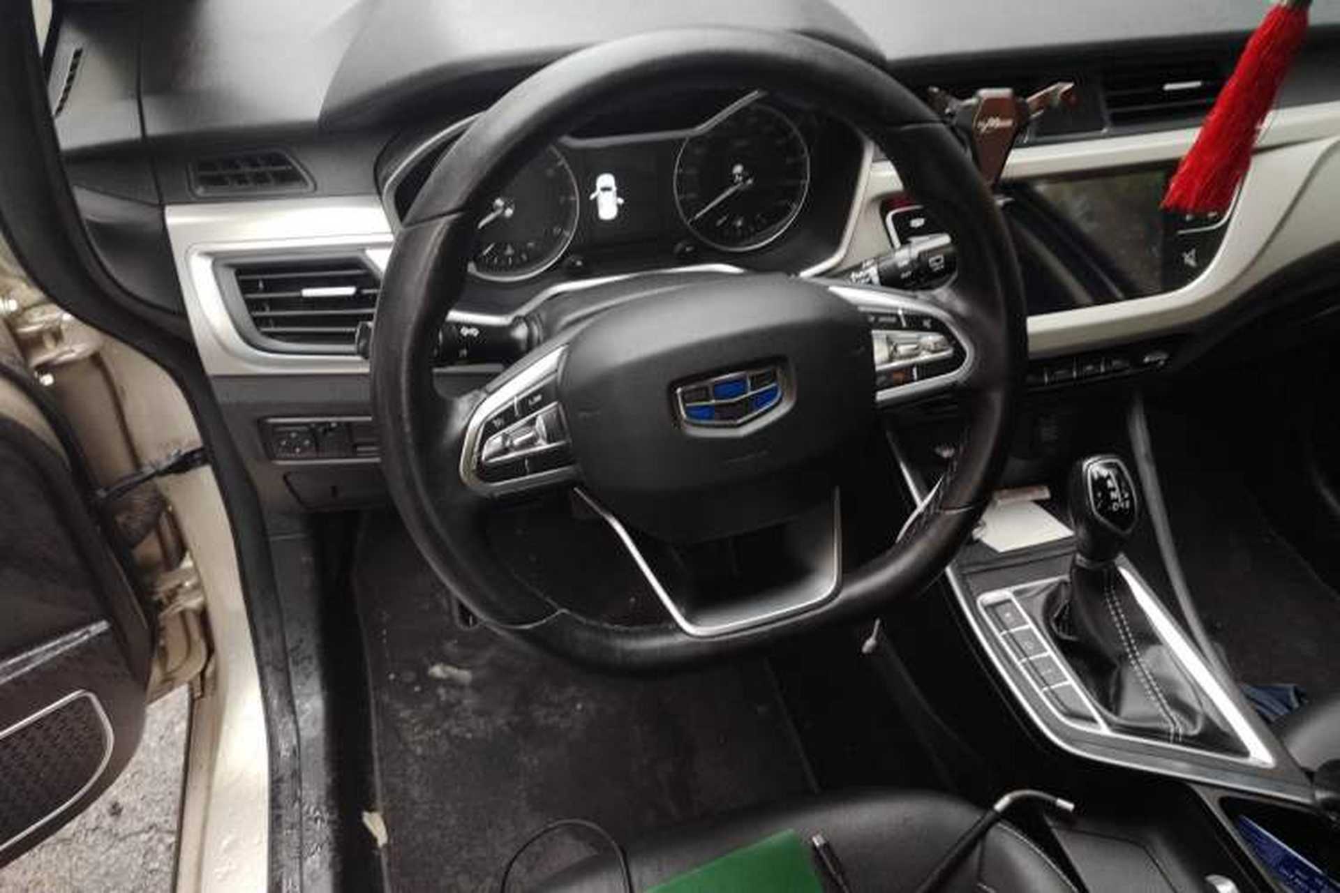 Used Geely Auto Vision X3 2019 Upgraded Model 1.5L CVT Prestige Version Steering Wheel