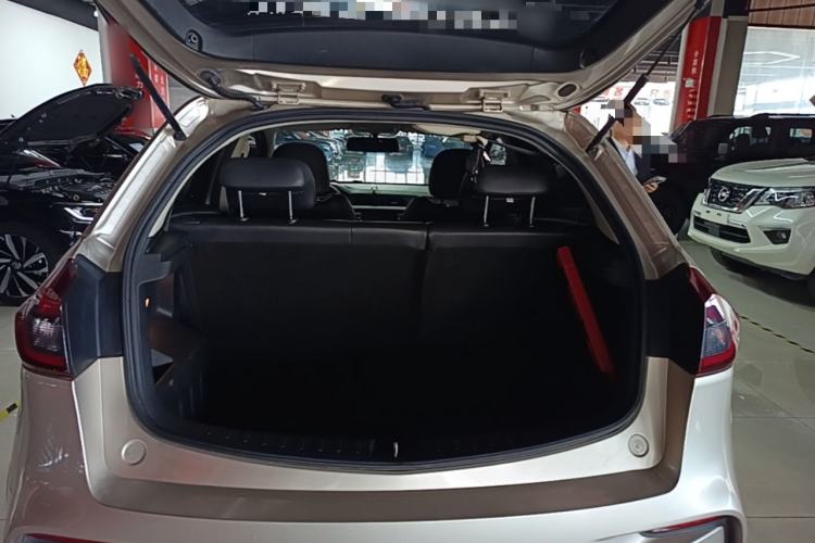 Used Geely Auto Vision X3 2019 Upgraded Model 1.5L Manual Elite Version Trunk