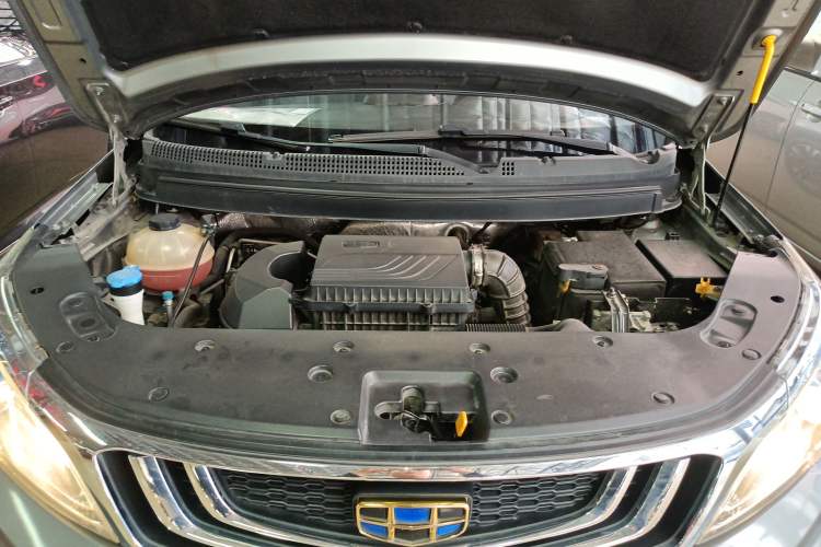 Used Geely Auto Vision X3 2019 Upgraded Model 1.5L CVT Elite Version Engine Bay