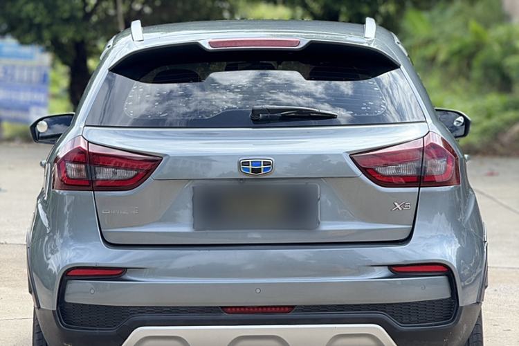 Used Geely Auto Vision X3 2019 Upgraded Model 1.5L CVT Prestige Version Exterior 2