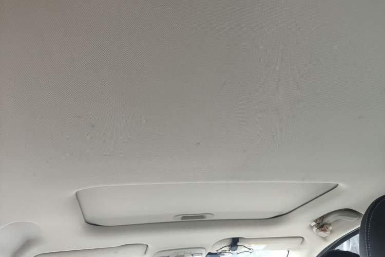 Used Geely Auto Vision X3 2019 Upgraded Model 1.5L CVT Prestige Version Headliner