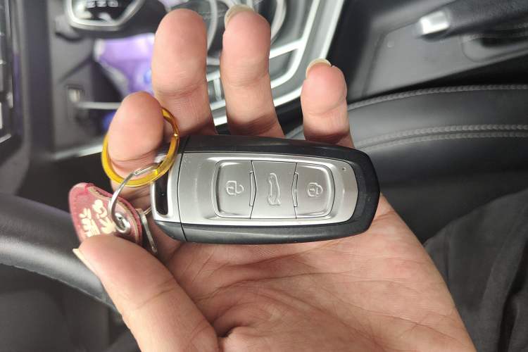 Used Geely Auto Vision X3 2019 Upgraded Model 1.5L CVT Prestige Version Interior 1
