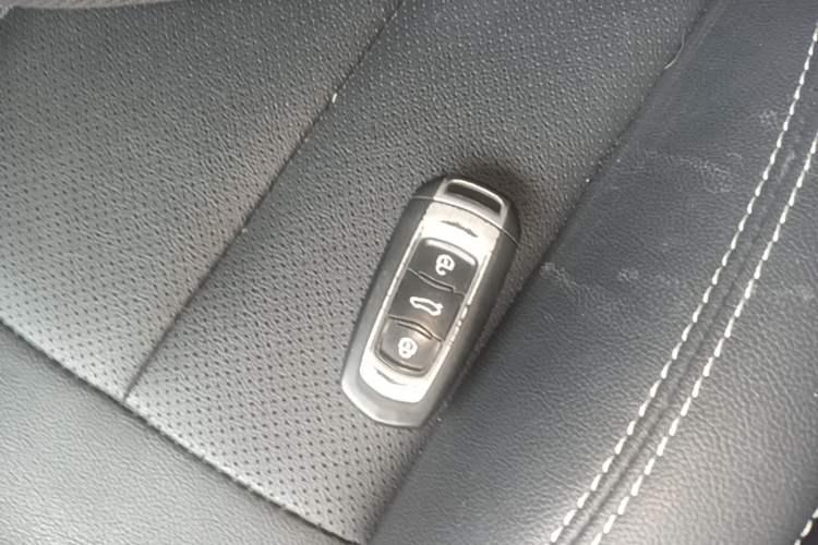 Used Geely Auto Vision X3 2019 Upgraded Model 1.5L CVT Prestige Version Interior 1