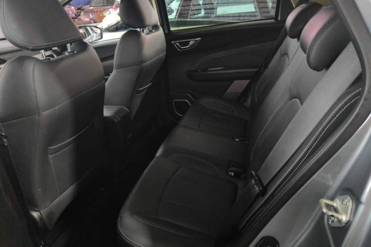 Used Geely Auto Vision X3 2019 Upgraded Model 1.5L CVT Prestige Version Interior 1