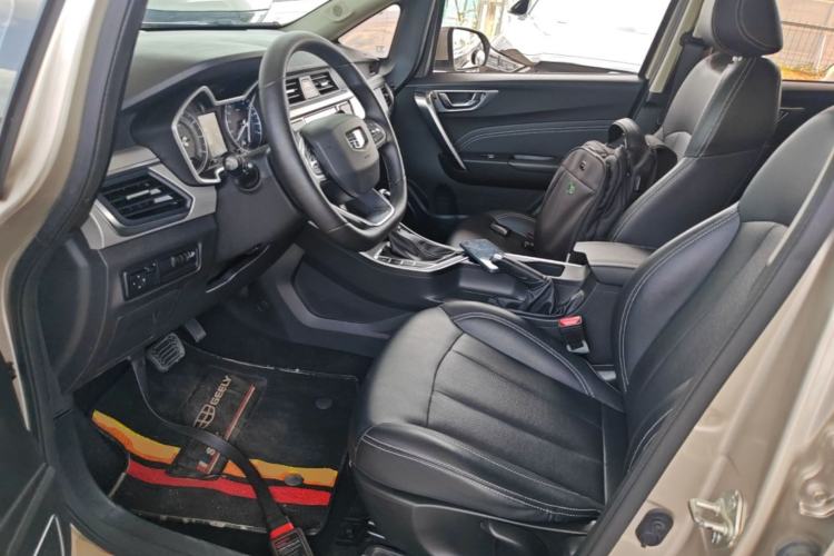 Used Geely Auto Vision X3 2019 Upgraded Model 1.5L CVT Prestige Version Left Front Seat