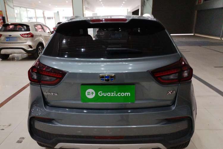 Used Geely Auto Vision X3 2019 Upgraded Model 1.5L CVT Prestige Version Rear