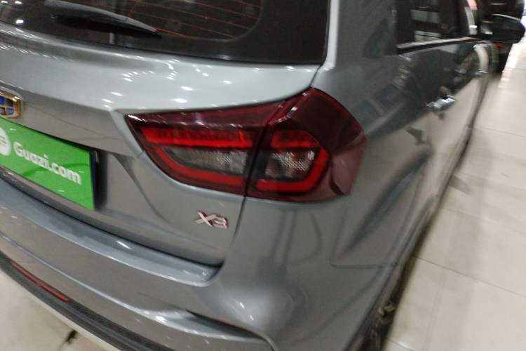 Used Geely Auto Vision X3 2019 Upgraded Model 1.5L CVT Prestige Version Right Rear Taillight