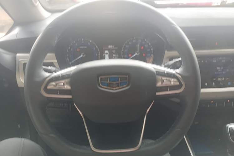 Used Geely Auto Vision X3 2019 Upgraded Model 1.5L CVT Prestige Version Steering Wheel