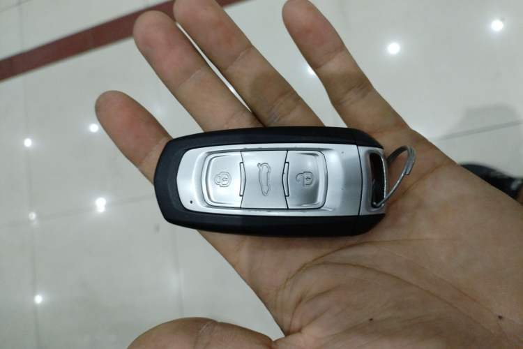 Used Geely Auto Vision X3 2019 Upgraded Model 1.5L CVT Prestige Version Vehicle Key
