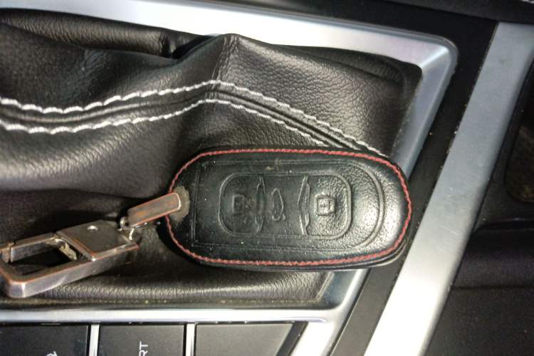 Used Geely Auto Vision X3 2019 Upgraded Model 1.5L CVT Elite Version Vehicle Key