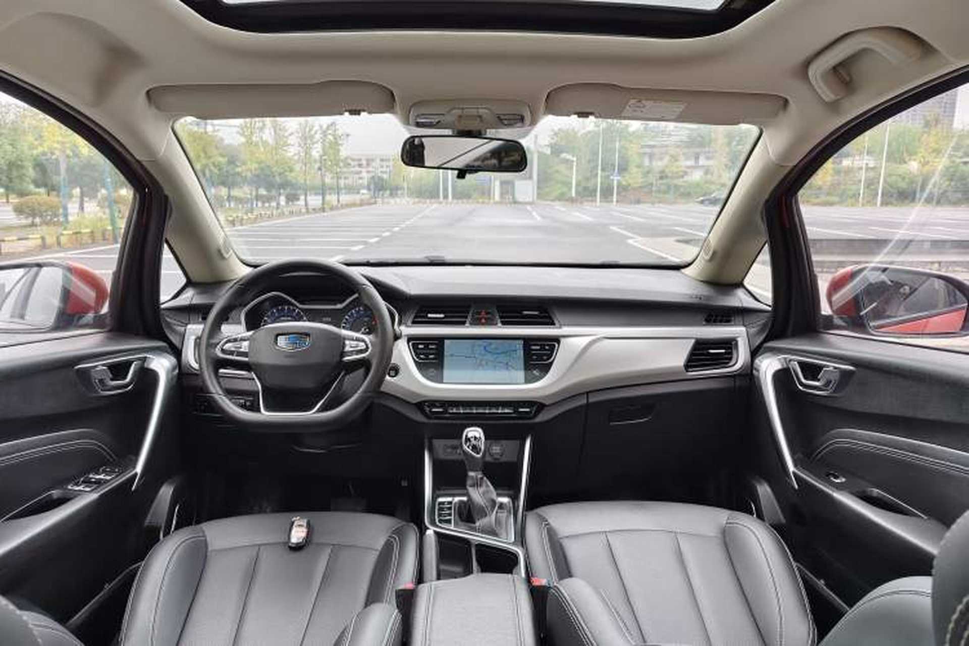 Used Geely Auto Vision X3 2019 Upgraded Model 1.5L CVT Prestige Version Interior 1