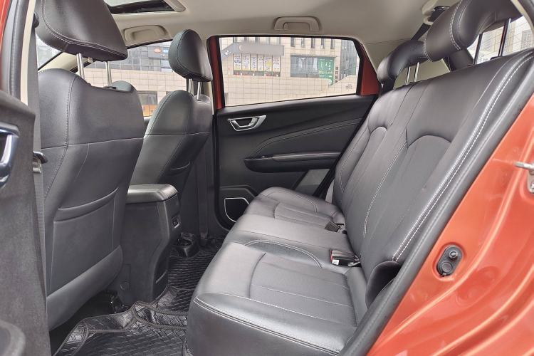 Used Geely Auto Vision X3 2019 Upgraded Model 1.5L CVT Prestige Version Interior 3