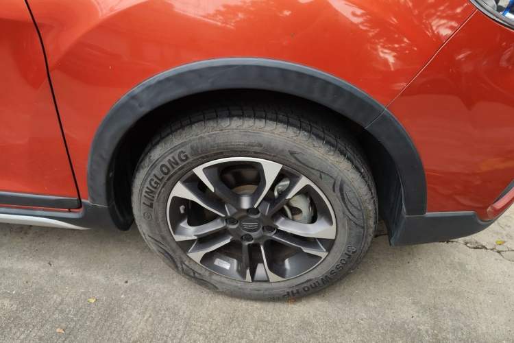 Used Geely Auto Vision X3 2019 Upgraded Model 1.5L CVT Prestige Version Right Front Wheel Hub