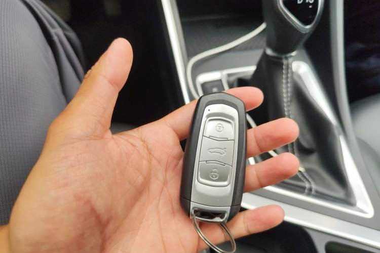 Used Geely Auto Vision X3 2019 Upgraded Model 1.5L CVT Prestige Version Vehicle Key