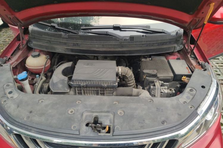 Used Geely Auto Vision X3 2019 Upgraded Model 1.5L CVT Prestige Version Engine Bay