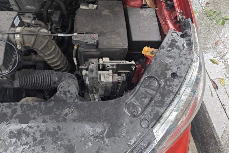 Used Geely Auto Vision X3 2019 Upgraded Model 1.5L CVT Elite Version Engine Bay Left