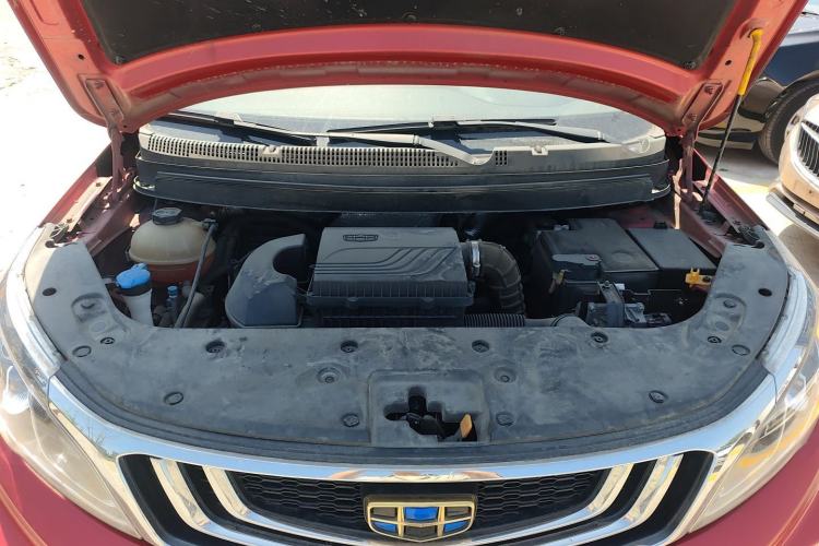 Used Geely Auto Vision X3 2019 Upgraded Model 1.5L CVT Prestige Version Engine Bay