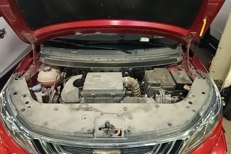 Used Geely Auto Vision X3 2019 Upgraded Model 1.5L CVT Prestige Version Engine Bay