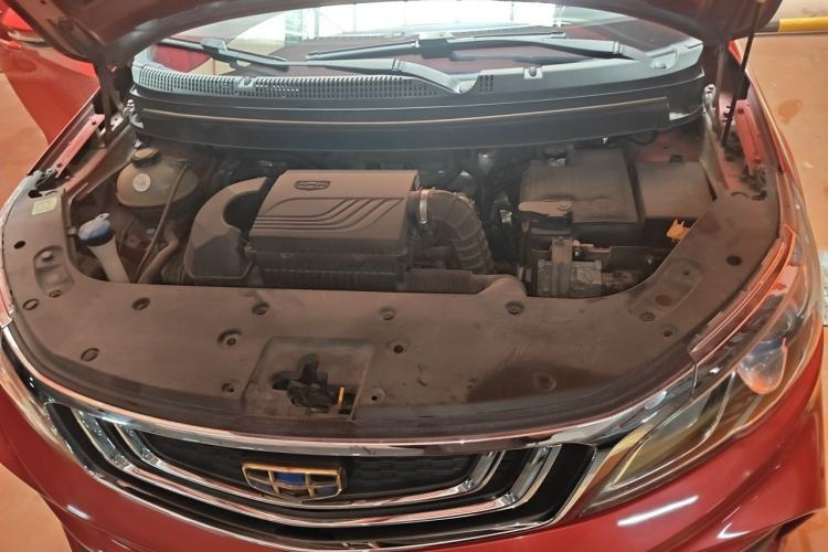 Used Geely Auto Vision X3 2019 Upgraded Model 1.5L CVT Prestige Version Engine Bay