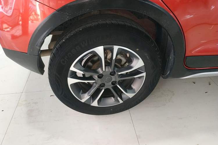 Used Geely Auto Vision X3 2019 Upgraded Model 1.5L CVT Prestige Version Exterior 5