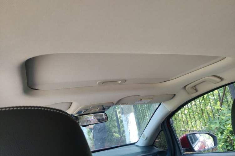 Used Geely Auto Vision X3 2019 Upgraded Model 1.5L CVT Prestige Version Headliner