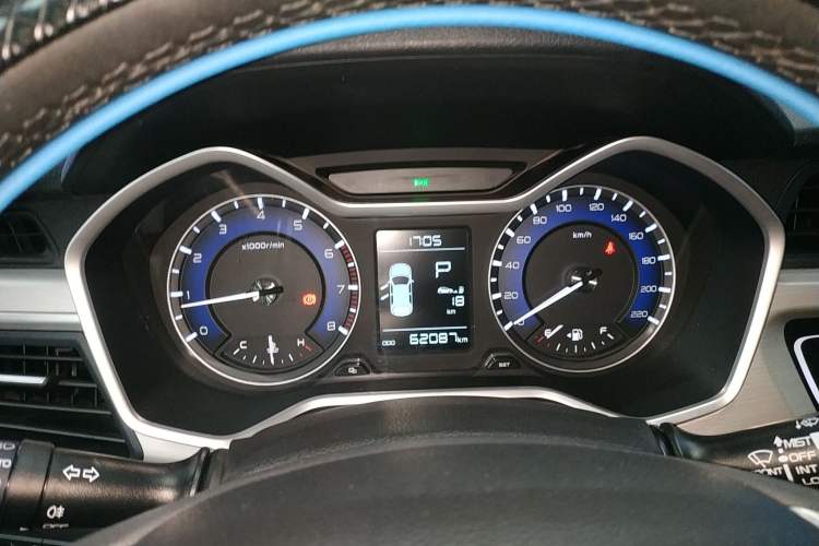 Used Geely Auto Vision X3 2019 Upgraded Model 1.5L CVT Prestige Version Instrument Cluster