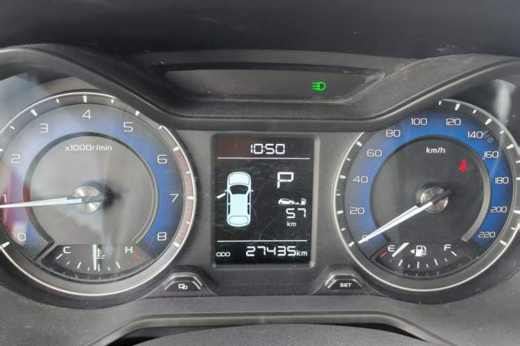 Used Geely Auto Vision X3 2019 Upgraded Model 1.5L CVT Prestige Version Instrument Cluster