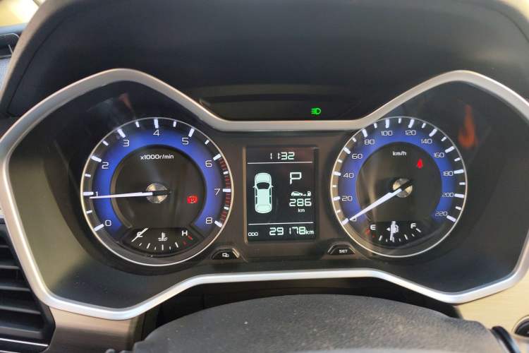 Used Geely Auto Vision X3 2019 Upgraded Model 1.5L CVT Prestige Version Instrument Cluster