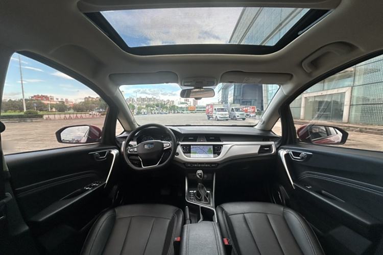 Used Geely Auto Vision X3 2019 Upgraded Model 1.5L CVT Prestige Version Interior 10