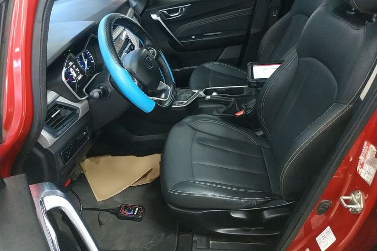 Used Geely Auto Vision X3 2019 Upgraded Model 1.5L CVT Prestige Version Left Front Seat