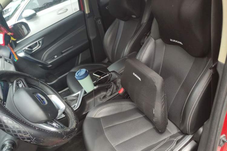 Used Geely Auto Vision X3 2019 Upgraded Model 1.5L CVT Prestige Version Left Front Seat