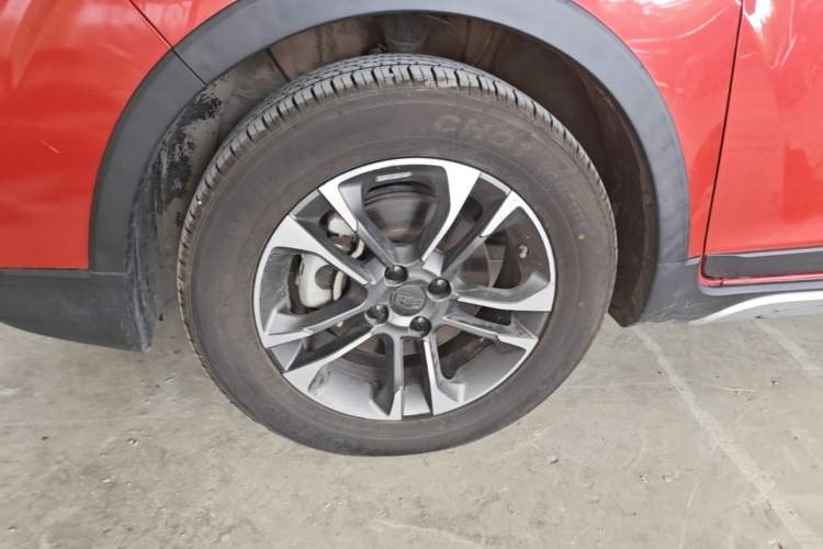 Used Geely Auto Vision X3 2019 Upgraded Model 1.5L CVT Elite Version Left Front Wheel Hub