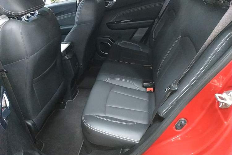 Used Geely Auto Vision X3 2019 Upgraded Model 1.5L CVT Prestige Version Left Rear Seat