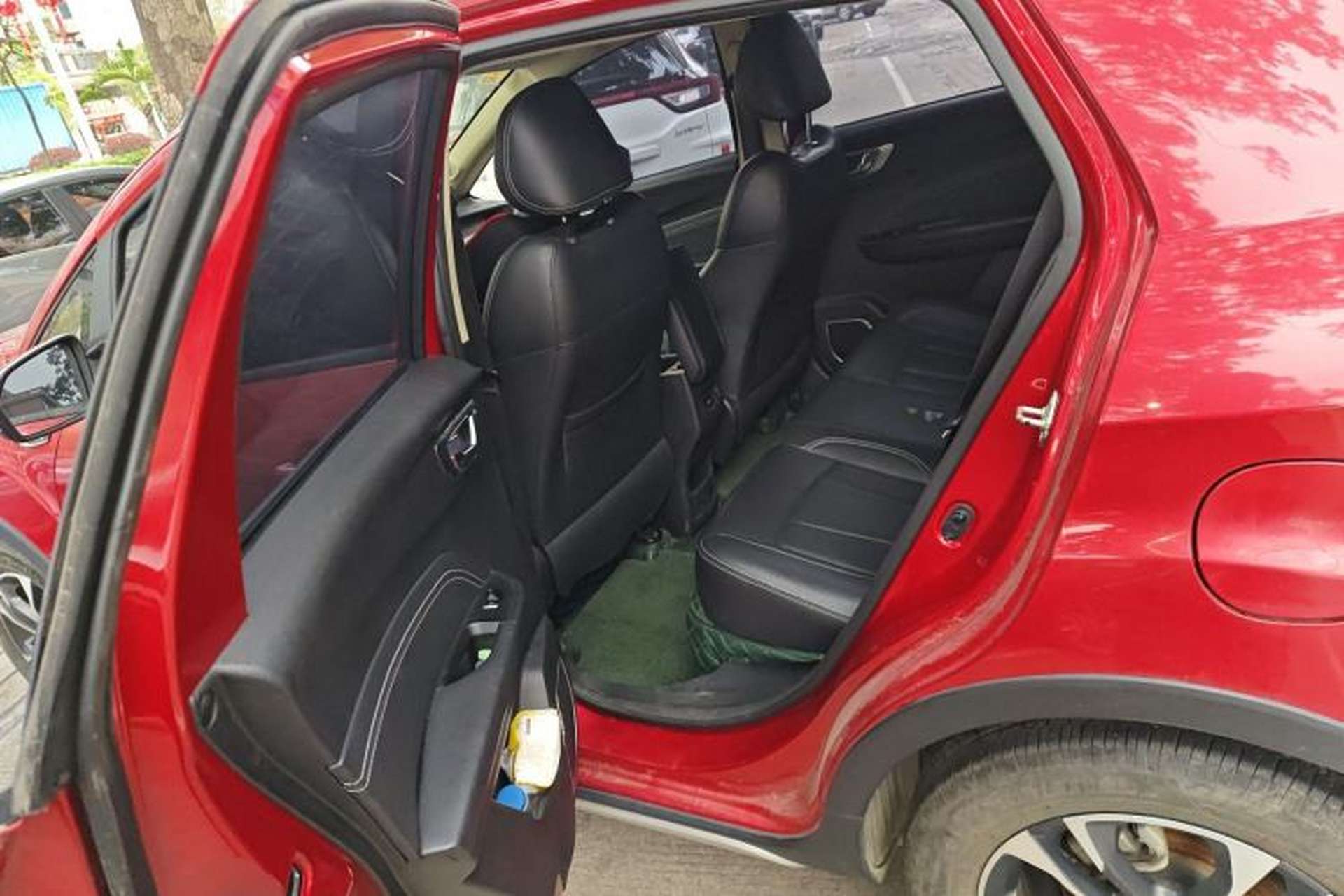 Used Geely Auto Vision X3 2019 Upgraded Model 1.5L CVT Elite Version Left Rear Seat