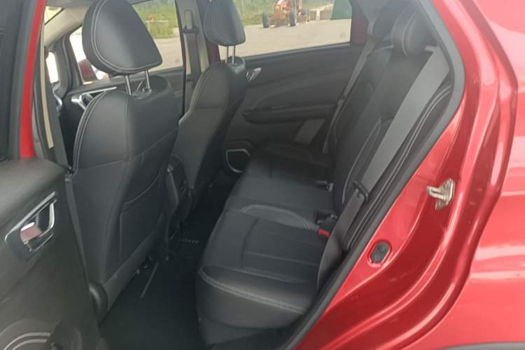 Used Geely Auto Vision X3 2019 Upgraded Model 1.5L CVT Prestige Version Left Rear Seat