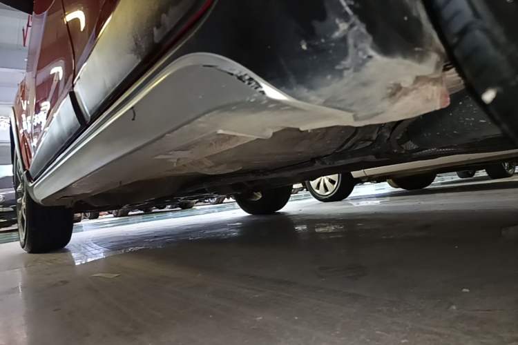 Used Geely Auto Vision X3 2019 Upgraded Model 1.5L CVT Prestige Version Left Side Sill